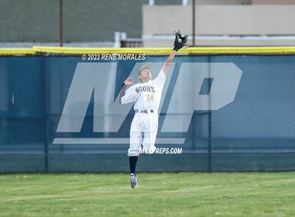 Thumbnail 3 in Marshall vs Alhambra photogallery.