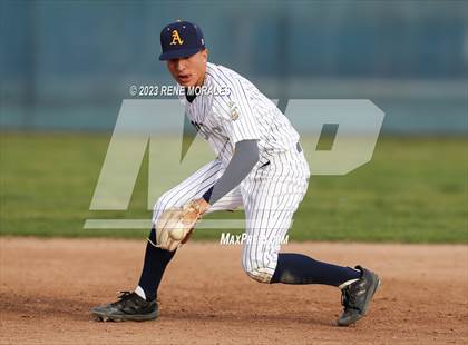 Thumbnail 3 in Marshall vs Alhambra photogallery.
