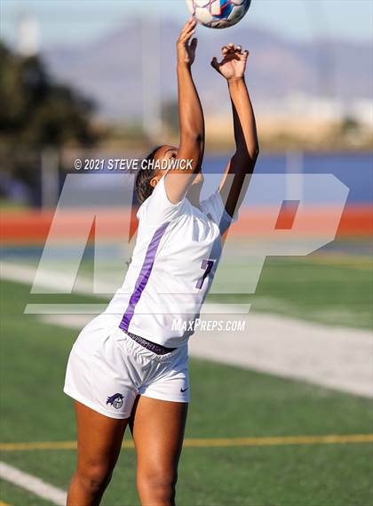 Thumbnail 2 in Florence vs Arizona College Prep @ Benjamin Franklin photogallery.
