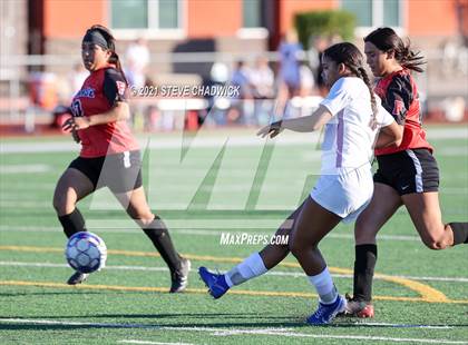 Thumbnail 1 in Florence vs Arizona College Prep @ Benjamin Franklin photogallery.