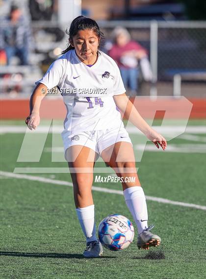 Thumbnail 2 in Florence vs Arizona College Prep @ Benjamin Franklin photogallery.