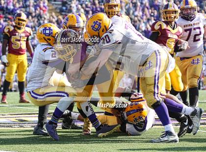 Thumbnail 2 in Union City vs. Tyner Academy (TSSAA Division I Class 2A Final)  photogallery.