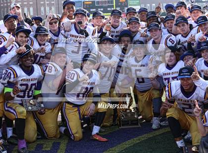 Thumbnail 3 in Union City vs. Tyner Academy (TSSAA Division I Class 2A Final)  photogallery.