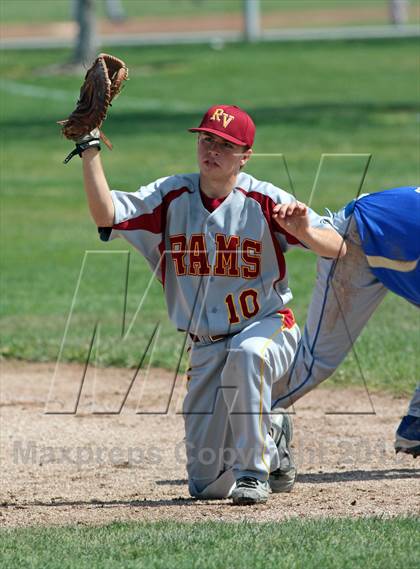 Thumbnail 3 in Rio Vista vs. Waterford photogallery.