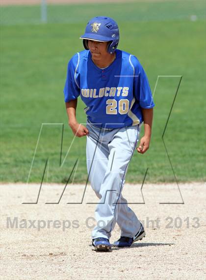 Thumbnail 2 in Rio Vista vs. Waterford photogallery.