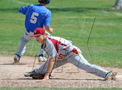 Thumbnail 3 in Rio Vista vs. Waterford photogallery.
