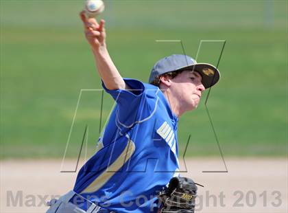 Thumbnail 2 in Rio Vista vs. Waterford photogallery.