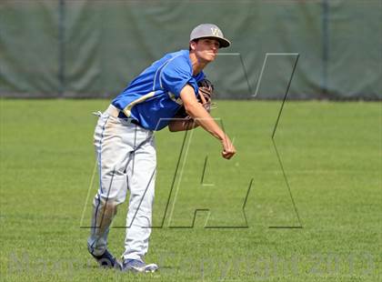 Thumbnail 2 in Rio Vista vs. Waterford photogallery.