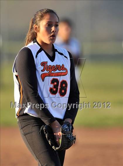 Thumbnail 2 in Chaffey @ Diamond Ranch photogallery.