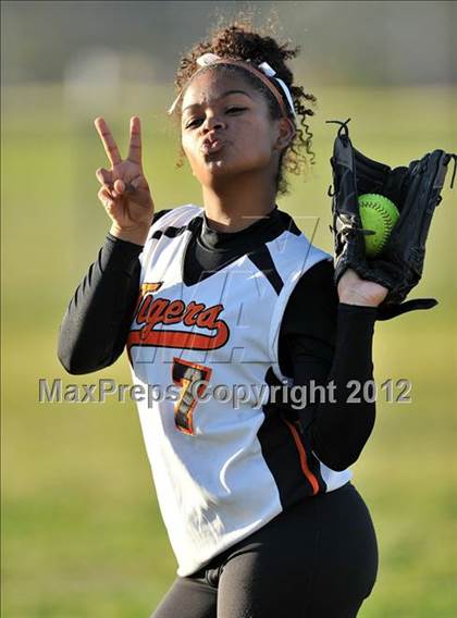Thumbnail 1 in Chaffey @ Diamond Ranch photogallery.