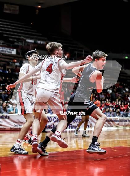 Thumbnail 3 in Fresno Christian vs. Fowler (CIF Central Section Championship) photogallery.