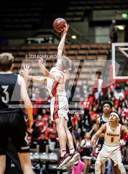 Thumbnail 1 in Fresno Christian vs. Fowler (CIF Central Section Championship) photogallery.