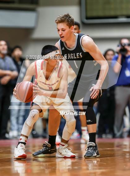 Thumbnail 1 in Fresno Christian vs. Fowler (CIF Central Section Championship) photogallery.