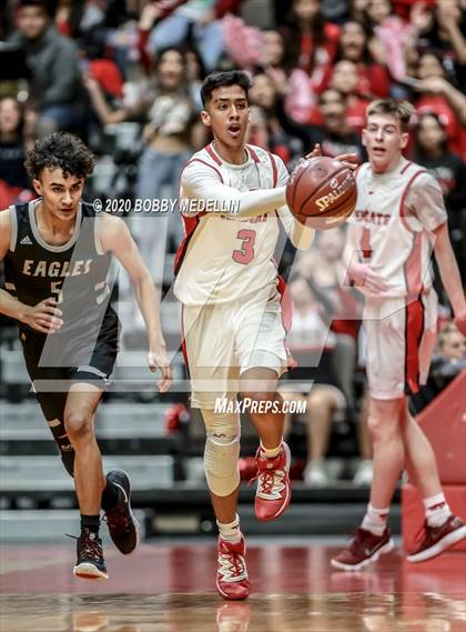 Thumbnail 3 in Fresno Christian vs. Fowler (CIF Central Section Championship) photogallery.
