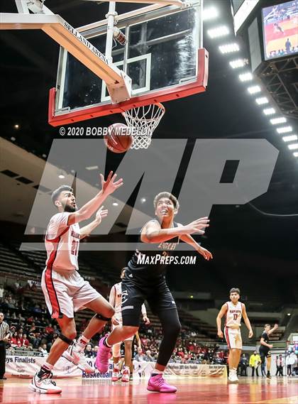Thumbnail 1 in Fresno Christian vs. Fowler (CIF Central Section Championship) photogallery.