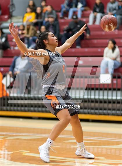 Thumbnail 1 in Silver Creek vs. Menlo-Atherton (CIF CCS D1 Final) photogallery.