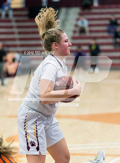 Thumbnail 1 in Silver Creek vs. Menlo-Atherton (CIF CCS D1 Final) photogallery.