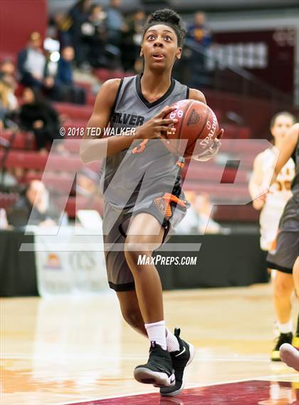 Thumbnail 3 in Silver Creek vs. Menlo-Atherton (CIF CCS D1 Final) photogallery.