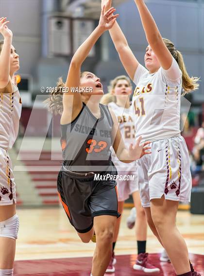 Thumbnail 2 in Silver Creek vs. Menlo-Atherton (CIF CCS D1 Final) photogallery.
