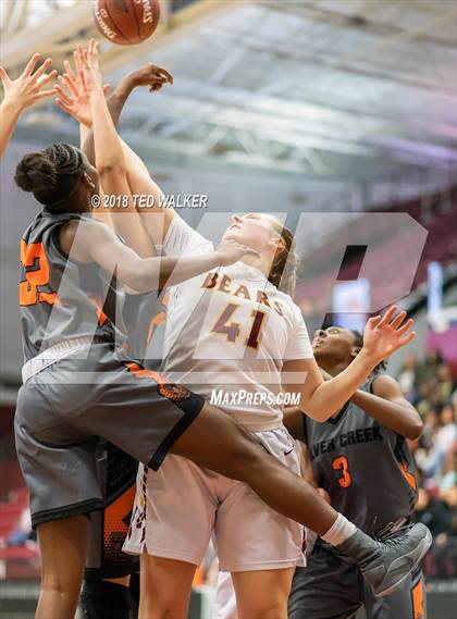 Thumbnail 3 in Silver Creek vs. Menlo-Atherton (CIF CCS D1 Final) photogallery.