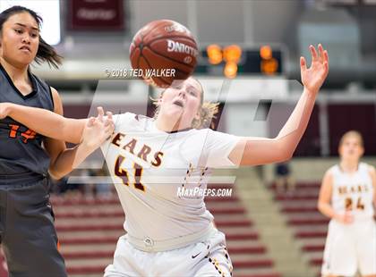 Thumbnail 1 in Silver Creek vs. Menlo-Atherton (CIF CCS D1 Final) photogallery.