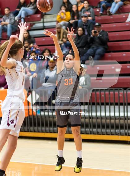 Thumbnail 3 in Silver Creek vs. Menlo-Atherton (CIF CCS D1 Final) photogallery.