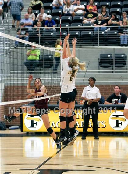 Thumbnail 3 in Ennis @ Forney photogallery.