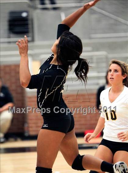 Thumbnail 2 in Ennis @ Forney photogallery.