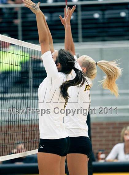 Thumbnail 1 in Ennis @ Forney photogallery.