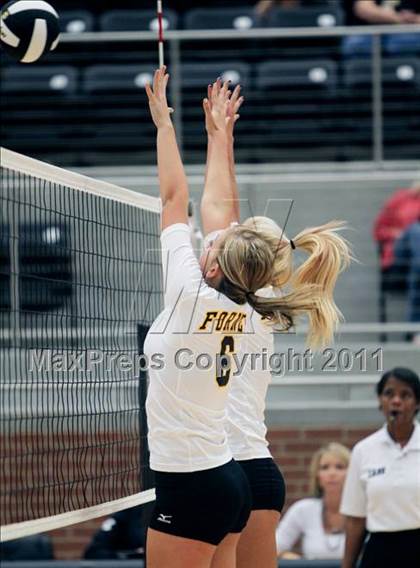 Thumbnail 2 in Ennis @ Forney photogallery.