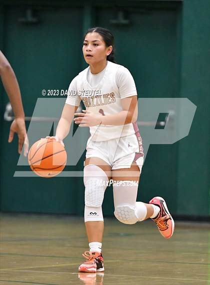 Thumbnail 2 in Centennial vs. Mission Hills (St. Mary's Stockton MLK Showcase) photogallery.