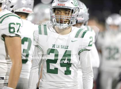 Thumbnail 2 in De La Salle vs. Mission Viejo (CIF Division 1-AA State Final) photogallery.