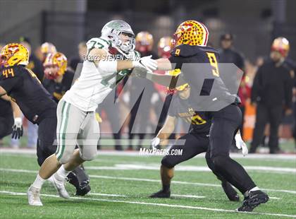 Thumbnail 1 in De La Salle vs. Mission Viejo (CIF Division 1-AA State Final) photogallery.