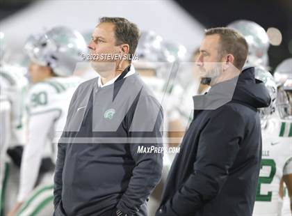 Thumbnail 2 in De La Salle vs. Mission Viejo (CIF Division 1-AA State Final) photogallery.