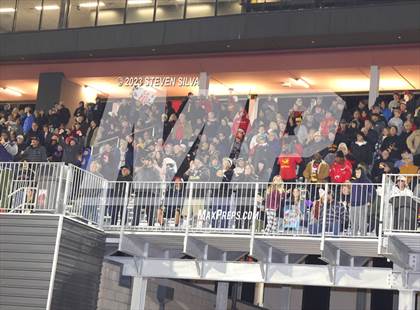 Thumbnail 1 in De La Salle vs. Mission Viejo (CIF Division 1-AA State Final) photogallery.