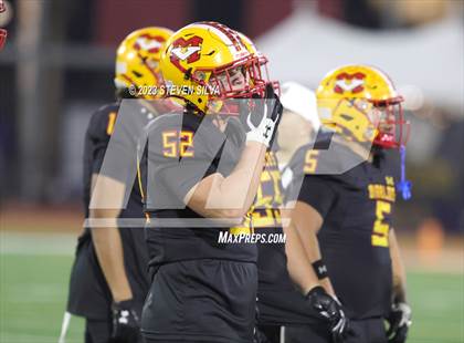 Thumbnail 3 in De La Salle vs. Mission Viejo (CIF Division 1-AA State Final) photogallery.