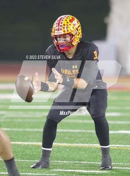 Thumbnail 1 in De La Salle vs. Mission Viejo (CIF Division 1-AA State Final) photogallery.
