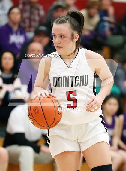 Thumbnail 3 in Moniteau vs Coudersport (District IX Semifinal) photogallery.