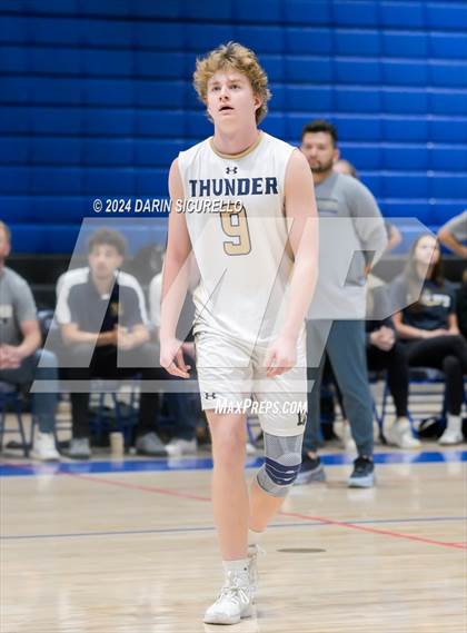 Thumbnail 2 in Desert Vista vs Chandler (AIA 6A Round 1 Playoff) photogallery.