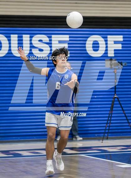 Thumbnail 2 in Desert Vista vs Chandler (AIA 6A Round 1 Playoff) photogallery.