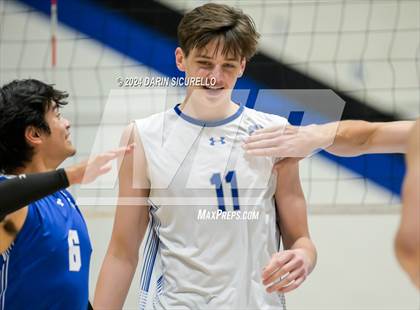 Thumbnail 3 in Desert Vista vs Chandler (AIA 6A Round 1 Playoff) photogallery.
