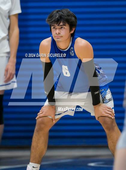 Thumbnail 3 in Desert Vista vs Chandler (AIA 6A Round 1 Playoff) photogallery.