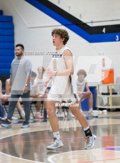 Thumbnail 1 in Desert Vista vs Chandler (AIA 6A Round 1 Playoff) photogallery.