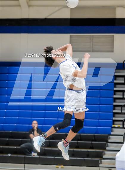 Thumbnail 3 in Desert Vista vs Chandler (AIA 6A Round 1 Playoff) photogallery.