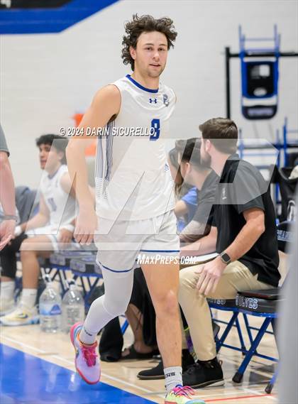 Thumbnail 1 in Desert Vista vs Chandler (AIA 6A Round 1 Playoff) photogallery.