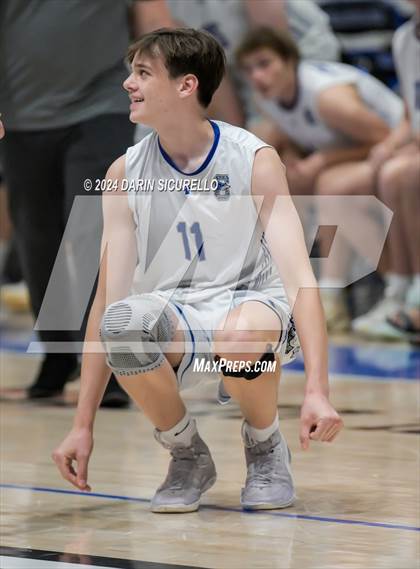 Thumbnail 2 in Desert Vista vs Chandler (AIA 6A Round 1 Playoff) photogallery.