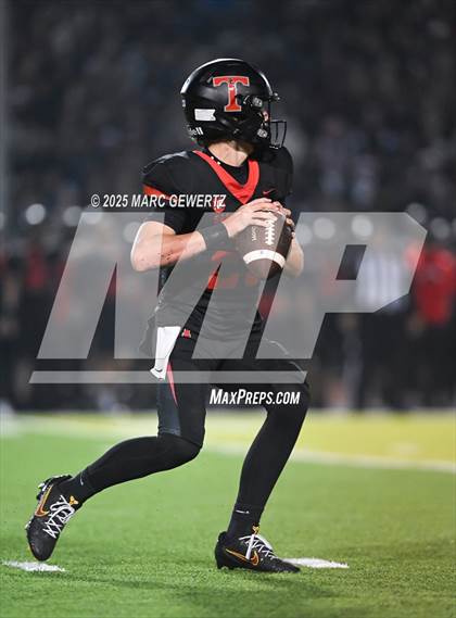 Thumbnail 3 in Los Alamitos @ San Clemente (CIF SS Division 2 Final) photogallery.