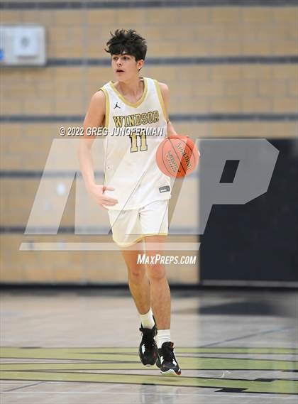 Thumbnail 1 in Petaluma @ Windsor (Windsor Holiday Shootout Final)  photogallery.