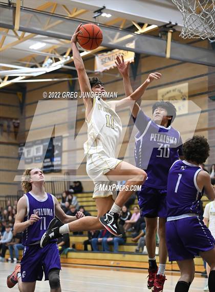Thumbnail 1 in Petaluma @ Windsor (Windsor Holiday Shootout Final)  photogallery.