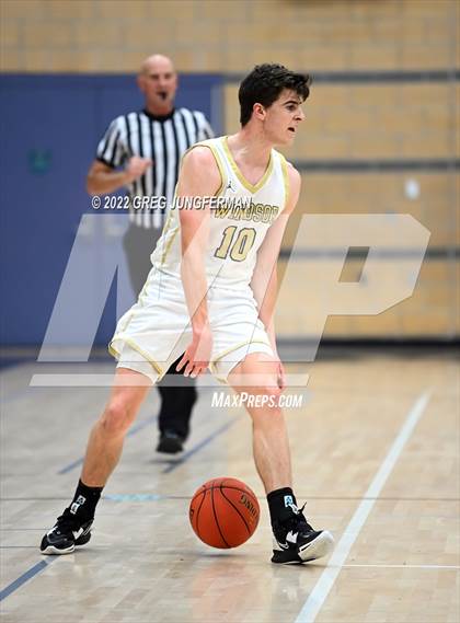 Thumbnail 2 in Petaluma @ Windsor (Windsor Holiday Shootout Final)  photogallery.